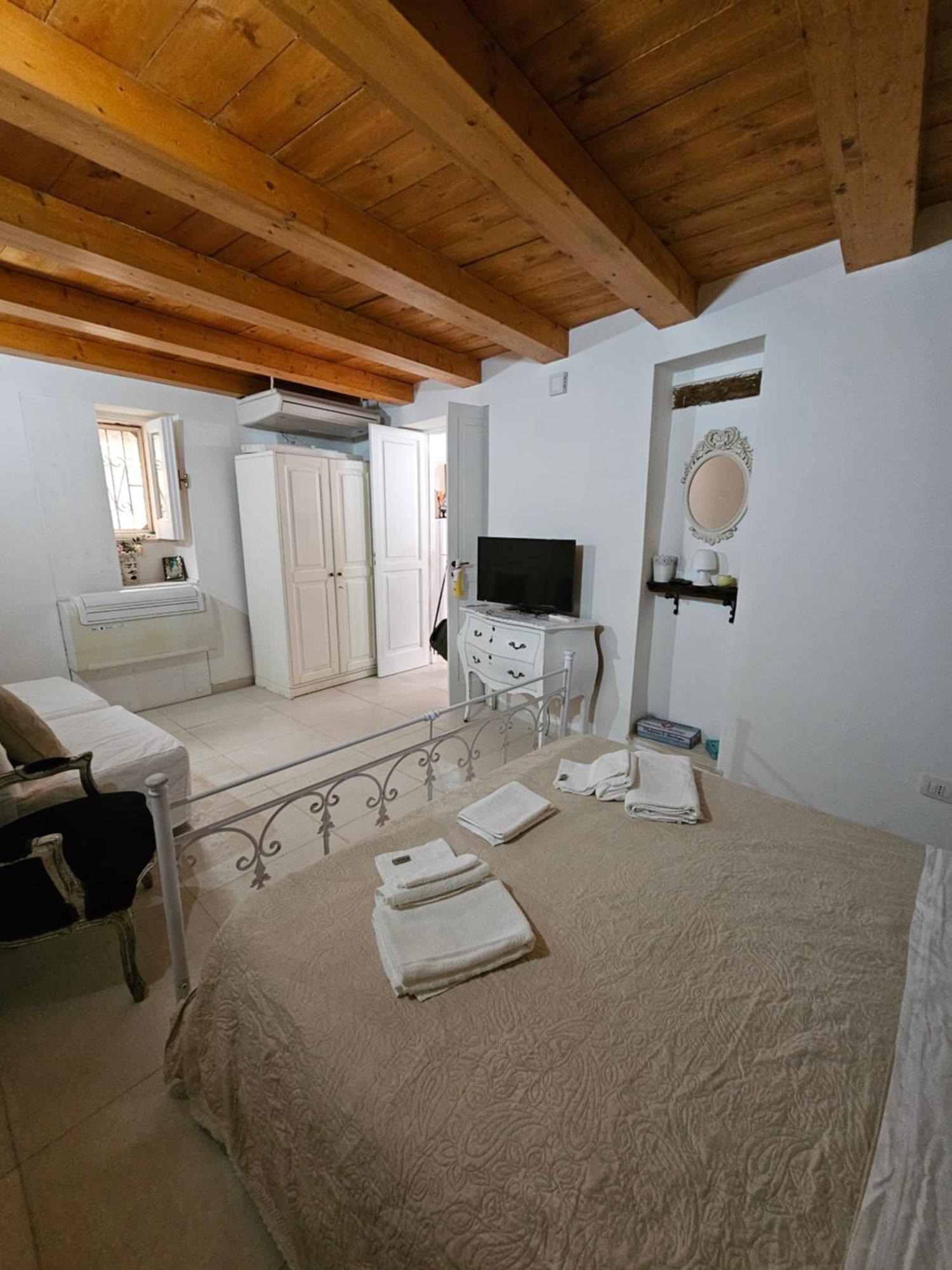 Perla Marina Ortigia Villa Syracuse Bilik gambar